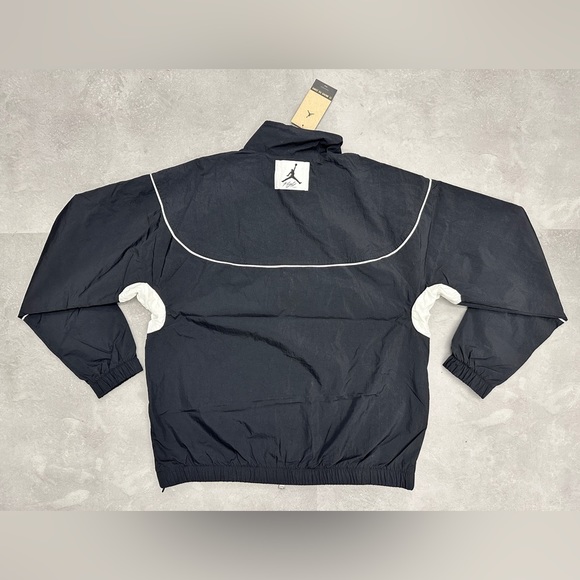 Nike Air Jordan Essentials Statement warm up jacket - Picture 4 of 6